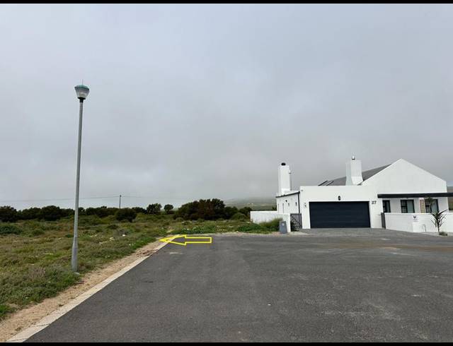 LAND FOR SALE IN BRITANNIA BAY